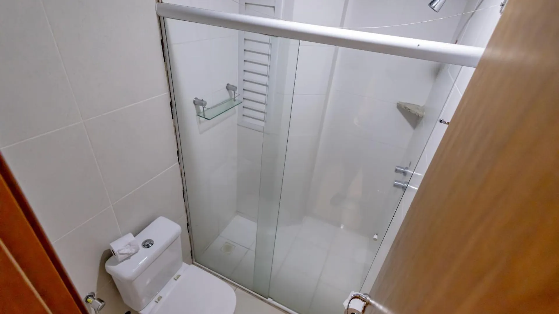 Mineir.Inn - Riviera | Lazer Com Piscinas 24H Caldas Novas Brezilya