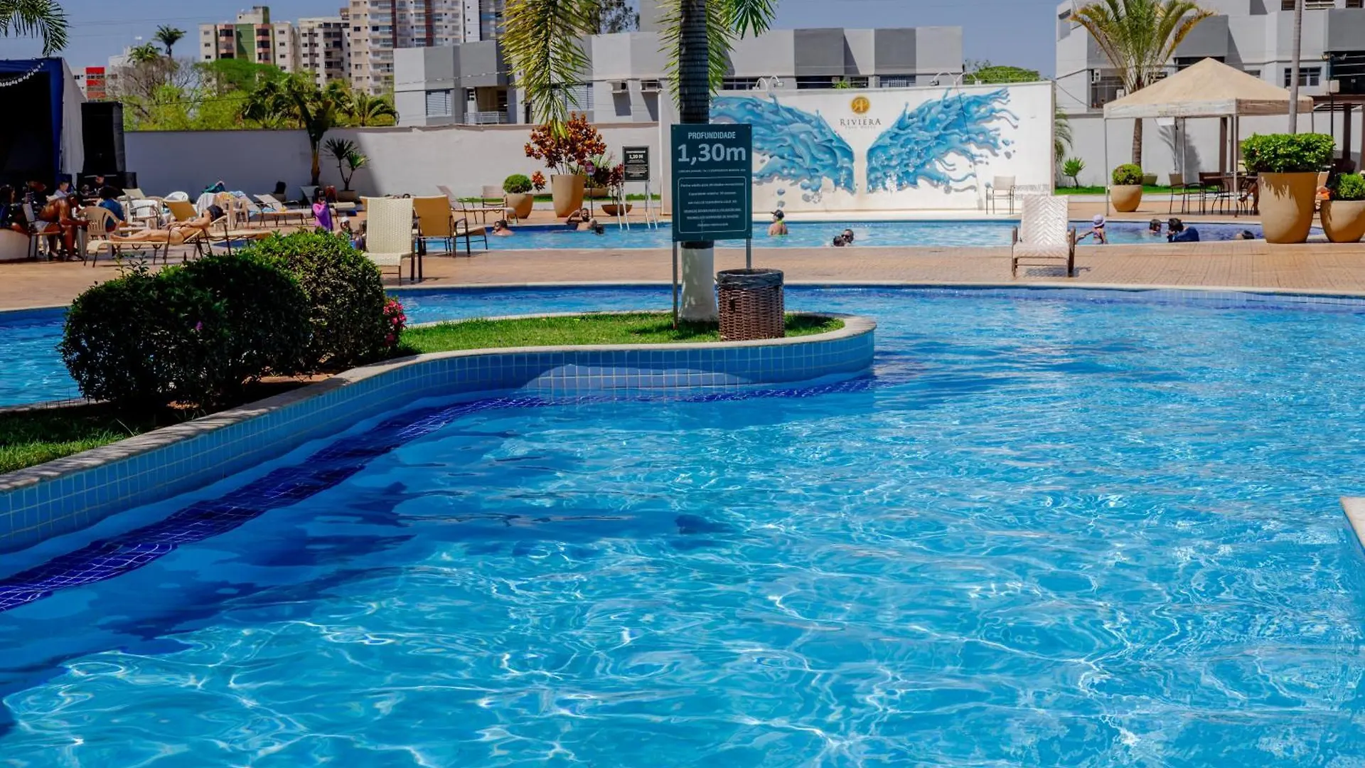 Mineir.Inn - Riviera | Lazer Com Piscinas 24H كلدس نوفاس فندق